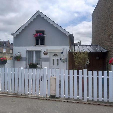 Villa Gite The Georgette House Pontorson Exterior foto